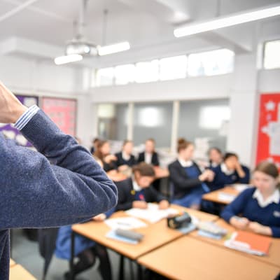 You are currently viewing Just a quarter of Devon teachers are men