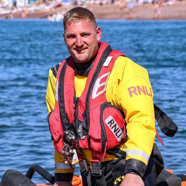 Read more about the article Teignmouth new man at the helm for RNLI lifeboat