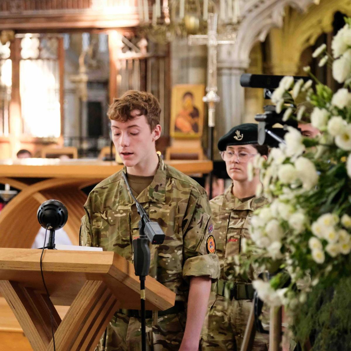 You are currently viewing Teignmouth Cadets’ role in cathedral service for Queen