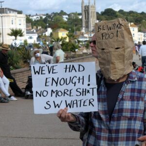 Read more about the article South West Water sewage dumps spark protest at Teignmouth seafront