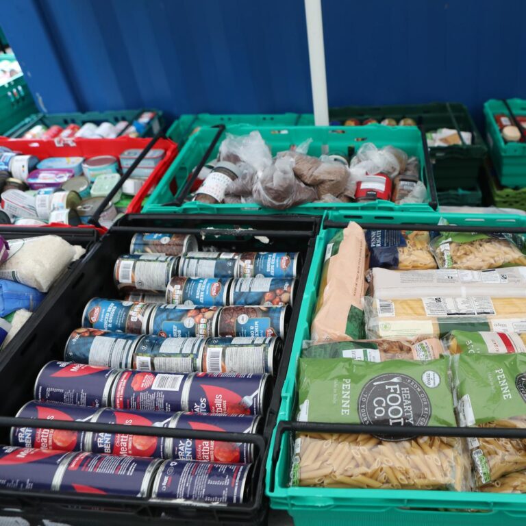 Read more about the article Over 100 more food parcels handed out in Teignbridge as cost-of-living crisis ramps up