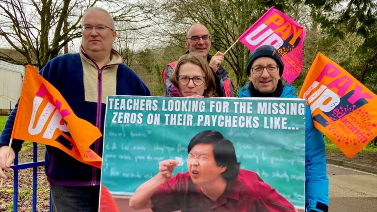 Read more about the article Thousands of teachers in Devon to take strike action over pay